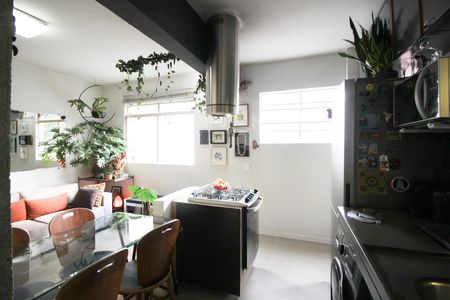 Cozinha de apartamento à venda com 1 quarto, 45m² em Vila Olímpia, São Paulo