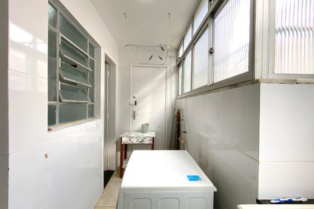 Apartamento à venda com 97m², 3 quartos e 1 vagaÁrea de Serviço