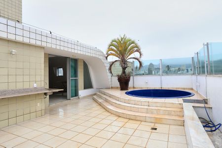 Apartamento para alugar com 200m², 4 quartos e 3 vagasCobertura - Piscina