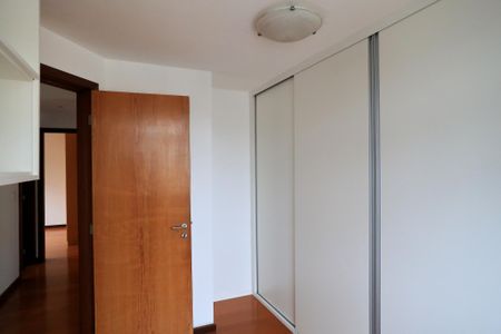 Apartamento para alugar com 200m², 4 quartos e 3 vagasQuarto 2