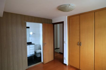 Apartamento para alugar com 200m², 4 quartos e 3 vagasSuíte