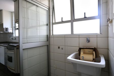 Apartamento para alugar com 200m², 4 quartos e 3 vagasÁrea de Serviço