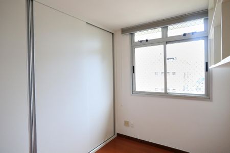 Apartamento para alugar com 200m², 4 quartos e 3 vagasQuarto 2