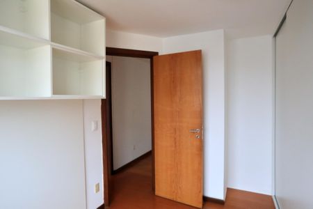 Apartamento para alugar com 200m², 4 quartos e 3 vagasQuarto 2