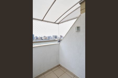 Apartamento para alugar com 200m², 4 quartos e 3 vagasVaranda do Quarto 3