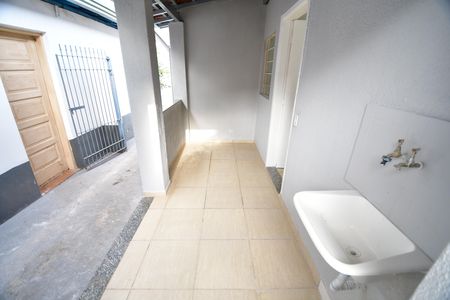 Casa para alugar com 40m², 1 quarto e 1 vagaÁrea de Serviço