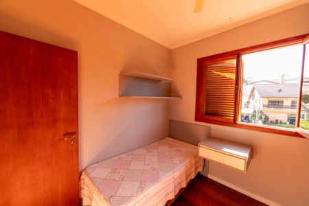 Casa de condomínio para alugar com 282m², 4 quartos e 4 vagasQuarto 1