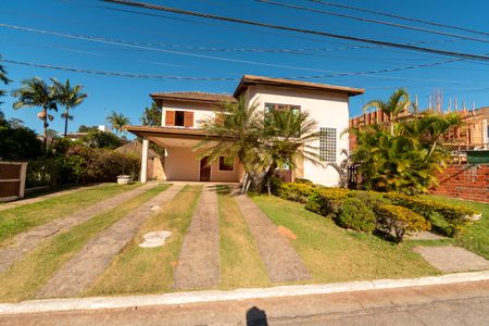 Casa de condomínio para alugar com 282m², 4 quartos e 4 vagasFachada