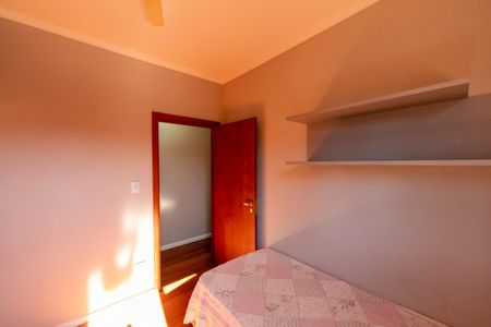 Casa de condomínio para alugar com 282m², 4 quartos e 4 vagasQuarto 1