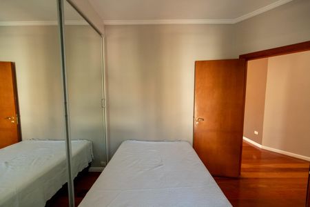 Casa de condomínio para alugar com 282m², 4 quartos e 4 vagasSuite 2
