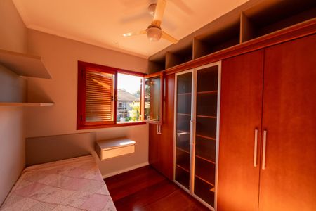 Casa de condomínio para alugar com 282m², 4 quartos e 4 vagasSuite 2