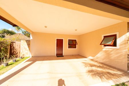 Casa de condomínio para alugar com 282m², 4 quartos e 4 vagasGaragem