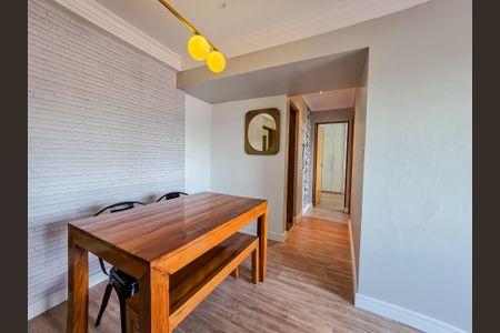 Sala de apartamento para alugar com 2 quartos, 56m² em Vila Alpina, Santo André