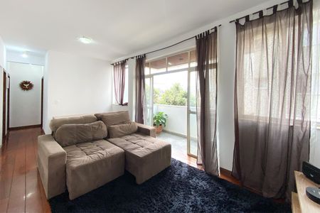 Apartamento à venda com 80m², 2 quartos e 2 vagasSala