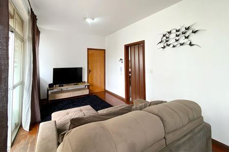Apartamento à venda com 80m², 2 quartos e 2 vagasSala