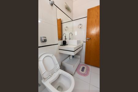 Casa à venda com 270m², 2 quartos e 2 vagas Casa à venda com 270m², 2 quartos e 2 vagasBanheiro da Suíte Master