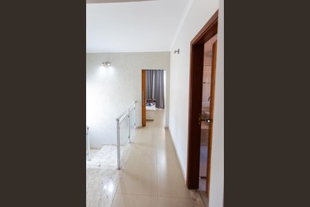 Casa à venda com 270m², 2 quartos e 2 vagas Casa à venda com 270m², 2 quartos e 2 vagasCorredor dos Quartos