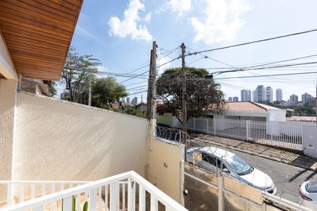 Casa à venda com 270m², 2 quartos e 2 vagas Casa à venda com 270m², 2 quartos e 2 vagasVista da Sacada da sala