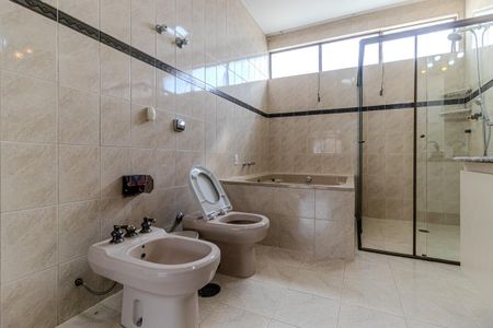 Apartamento para alugar com 174m², 3 quartos e 1 vagaBanheiro da Suíte