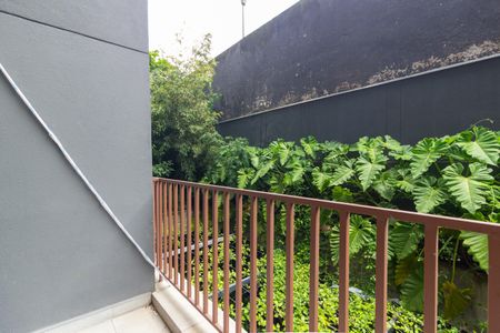Varanda de apartamento à venda com 1 quarto, 43m² em Jardim das Bandeiras, São Paulo