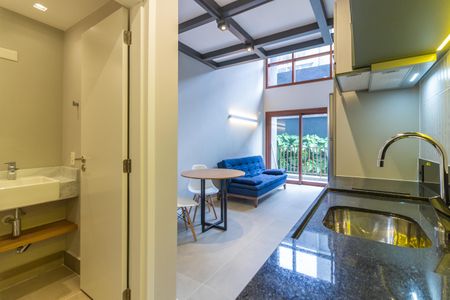 Sala/Cozinha de apartamento à venda com 1 quarto, 43m² em Jardim das Bandeiras, São Paulo