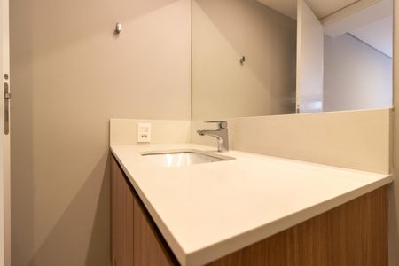 Apartamento à venda com 43m², 1 quarto e sem vaga Apartamento à venda com 43m², 1 quarto e sem vagaBanheiro da Suíte
