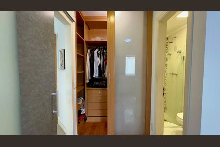 Apartamento à venda com 36m², 1 quarto e 1 vagaCloset da suíte