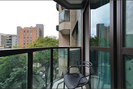 Apartamento para alugar com 44m², 1 quarto e 1 vaga Apartamento para alugar com 44m², 1 quarto e 1 vagaVaranda