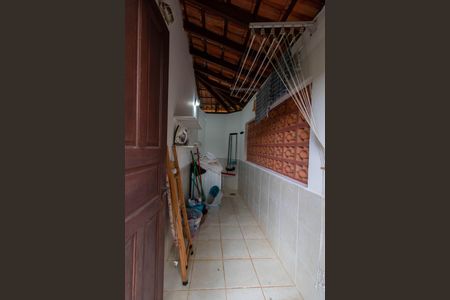 Casa de condomínio para alugar com 348m², 4 quartos e 2 vagas Casa de condomínio para alugar com 348m², 4 quartos e 2 vagasÁREA DE SERVIÇO