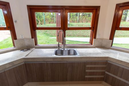 Casa de condomínio para alugar com 348m², 4 quartos e 2 vagas Casa de condomínio para alugar com 348m², 4 quartos e 2 vagasCOZINHA