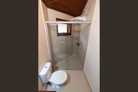 Casa de condomínio para alugar com 348m², 4 quartos e 2 vagas Casa de condomínio para alugar com 348m², 4 quartos e 2 vagasBANHEIRO DA SUITE 3