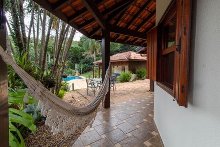 Casa de condomínio para alugar com 348m², 4 quartos e 2 vagas Casa de condomínio para alugar com 348m², 4 quartos e 2 vagas ÁREA EXTERNA