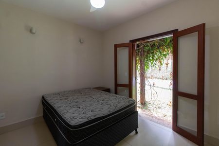 Casa de condomínio para alugar com 348m², 4 quartos e 2 vagas Casa de condomínio para alugar com 348m², 4 quartos e 2 vagasSUITE 4 TÉRREO