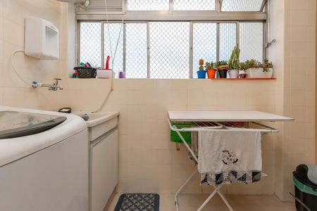 Apartamento à venda com 65m², 2 quartos e 1 vagaÁrea de Serviço