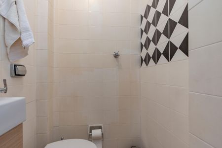 Apartamento à venda com 65m², 2 quartos e 1 vagaBanheiro de Serviço