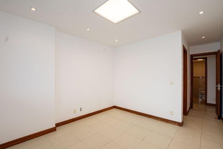 Apartamento à venda com 4 quartos, 220m² em Boa Viagem, Niterói