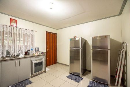 Casa à venda com 440m², 4 quartos e 8 vagas