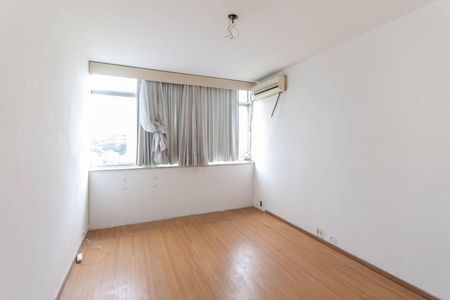 Apartamento para alugar com 140m², 3 quartos e 1 vagaSuíte