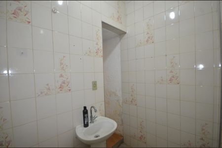 Casa para alugar com 100m², 2 quartos e 1 vagaBanheiro da Suíte 1