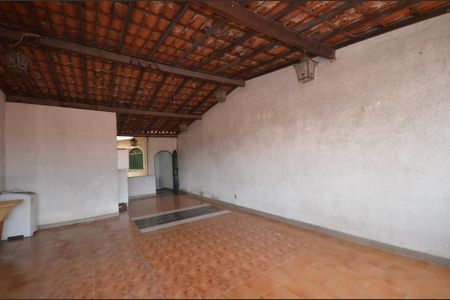 Casa para alugar com 100m², 2 quartos e 1 vagaÁrea de Serviço