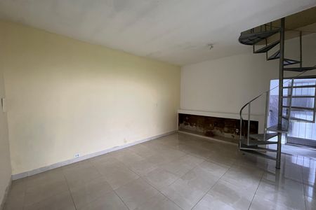 Sala de casa para alugar com 3 quartos, 400m² em Jardim Primavera, Duque de Caxias