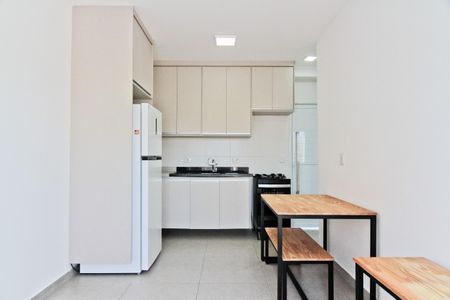 Sala/Cozinha de apartamento para alugar com 1 quarto, 37m² em Chora Menino, São Paulo