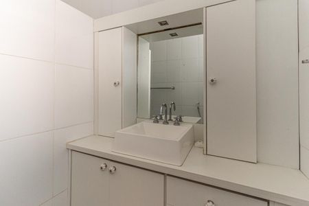 Apartamento à venda com 204m², 3 quartos e 1 vagaBanheiro 1