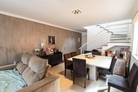 Sala de casa à venda com 3 quartos, 170m² em Vila Mariana, São Paulo