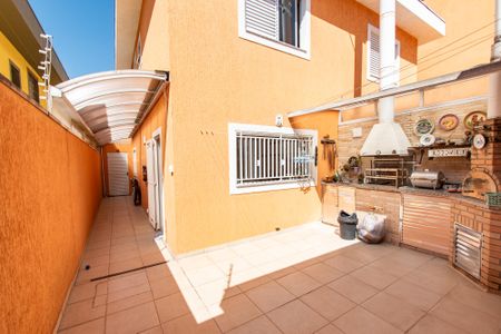 Casa à venda com 170m², 3 quartos e 4 vagasQuintal