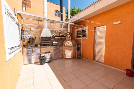 Casa à venda com 170m², 3 quartos e 4 vagasChurrasqueira