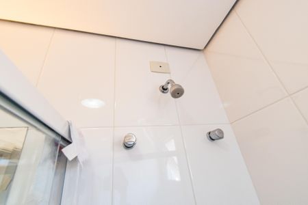 Casa à venda com 170m², 3 quartos e 4 vagasBanheiro da suíte 2