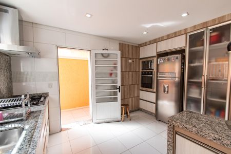 Casa à venda com 170m², 3 quartos e 4 vagasCozinha