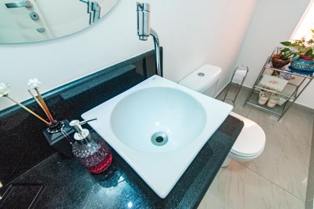 Casa à venda com 170m², 3 quartos e 4 vagasLavabo