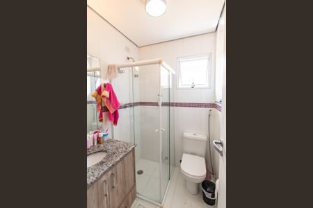 Casa à venda com 170m², 3 quartos e 4 vagasBanheiro da suíte 2